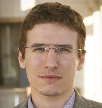 Ariel Beery Headshot